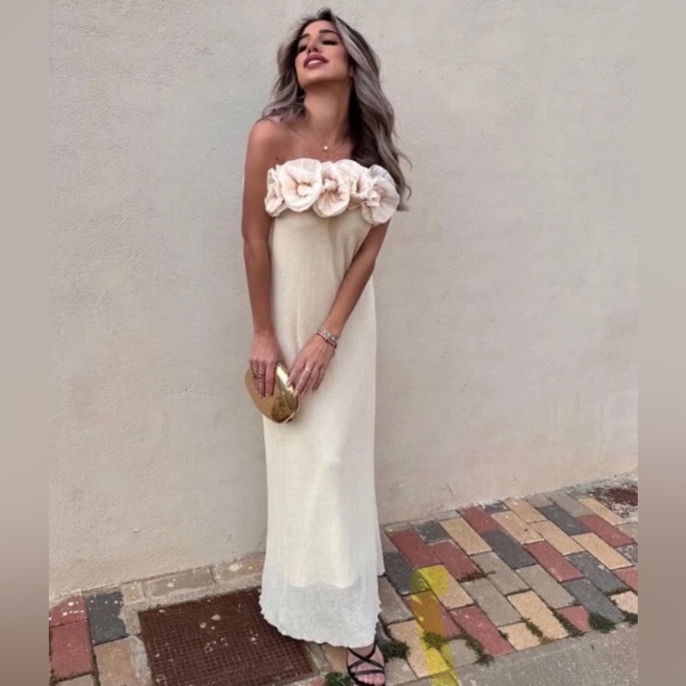 Zara Cream Strapless Dress with Floral Accents - Picture 7 of 7
